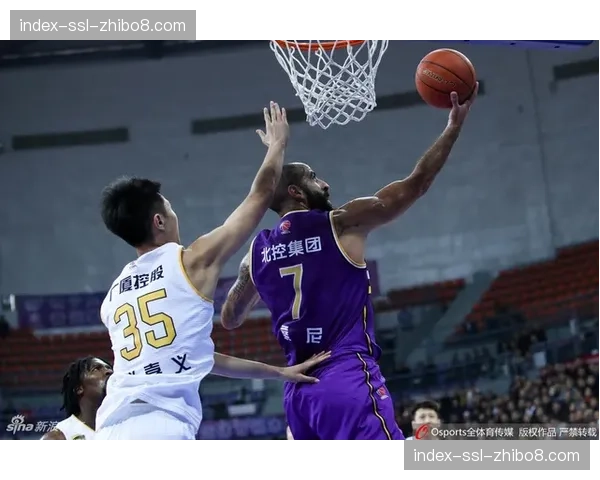 “外援政策微调后的首次季后赛,各队如何调配四节五人次?” “外援政策微调后的首次季后赛,各队如何调配四节五人次?”