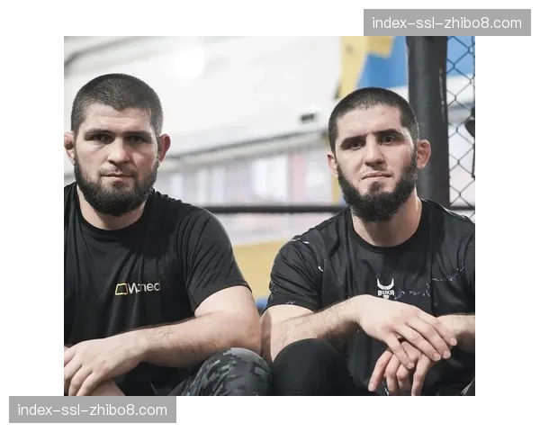 UFC 302后台的冰浴与沉思：冠军们的赛后36小时